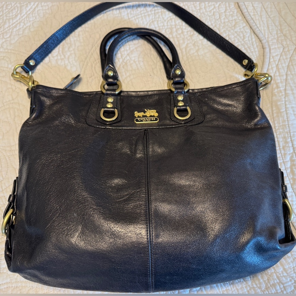 Fantastic COACH Black Leather Bag
Like new condition